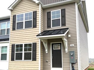 96 Olga Dr, Martinsburg, WV 25403