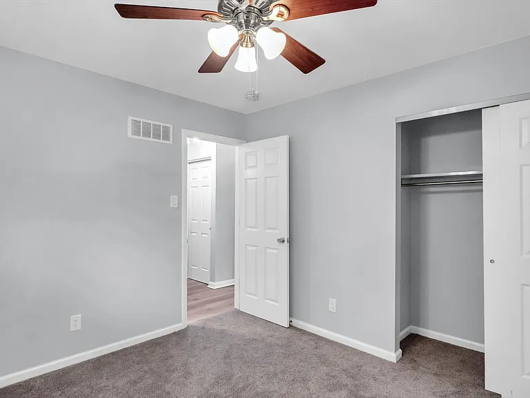 1338 Greenmar Dr — Photo 17