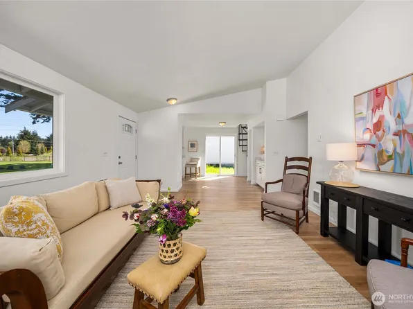 624 Geneva Lane SE, Olympia, WA 98513