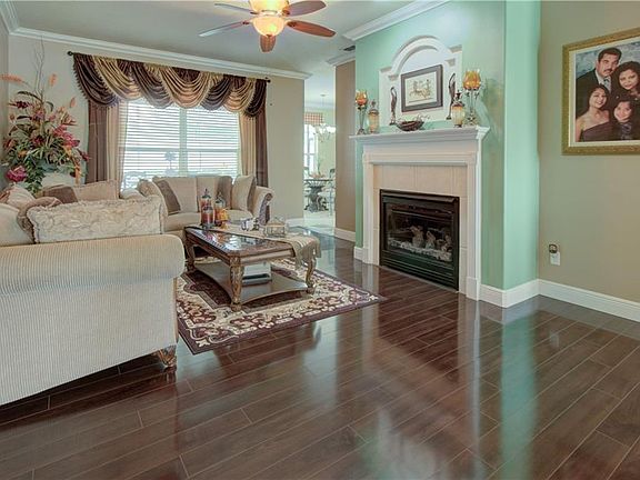 3rd image of 2762 Eagle Lake Dr