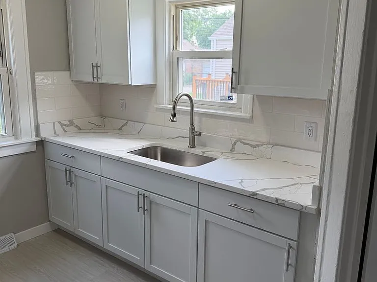 3509 Buchanan St — Photo 3
