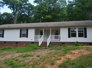 140 Propst Rd, Dallas, NC 28034