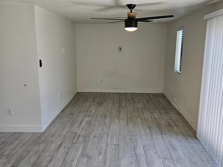 259 S Roosevelt St — Photo 36