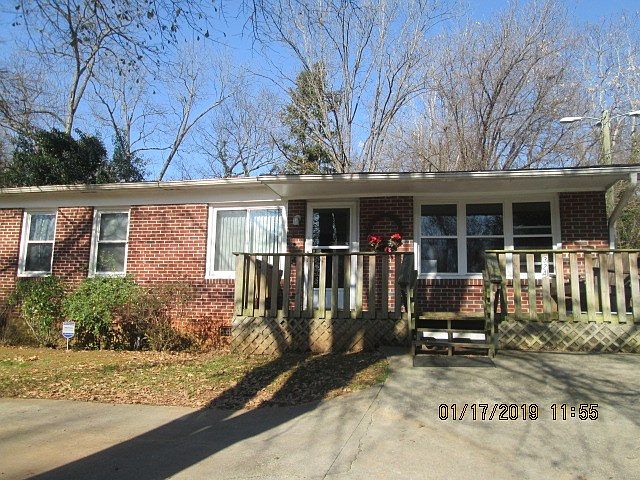 1st image of 324 Woodview Ave