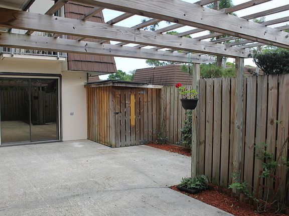 2nd image of 723 7th Ln