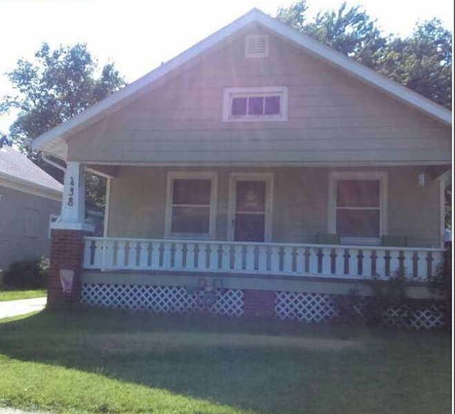 1st image of 438 Putnam Ave