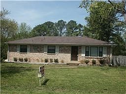 1st image of 409 Glenpark Dr