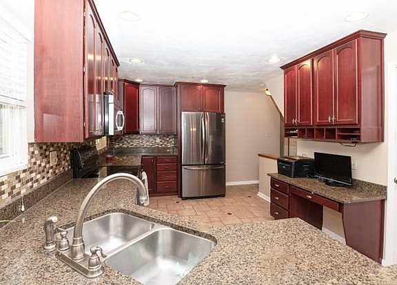 4th image of 6176 Sharlene Dr