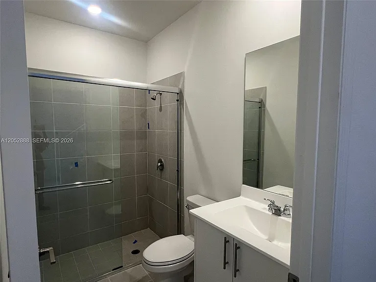 106 SE 11th Ct #106 — Photo 13