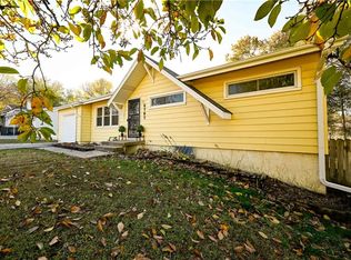 6707 NW 72nd St, Kansas City, MO 64151