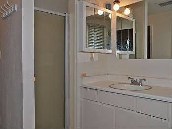 3rd image of 4233 S Derbyshire Ct