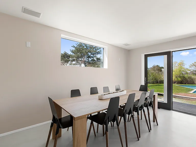 400 Jobs Ln — Photo 9