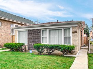9555 S Dobson Ave, Chicago, IL