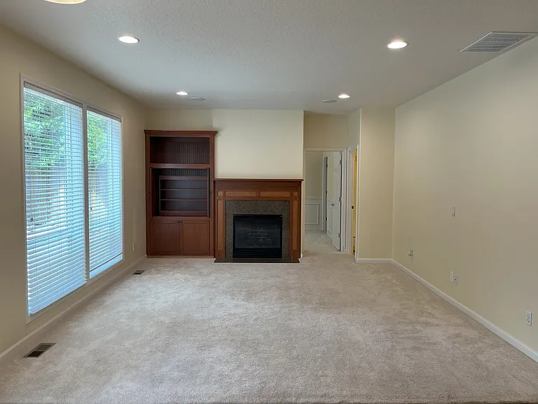 3615 NW Lansbrook Ter — Photo 12