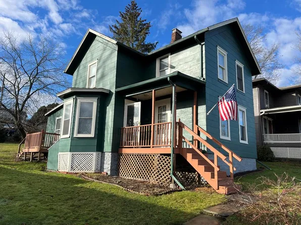 234 W 2nd St, Corning, NY 14830