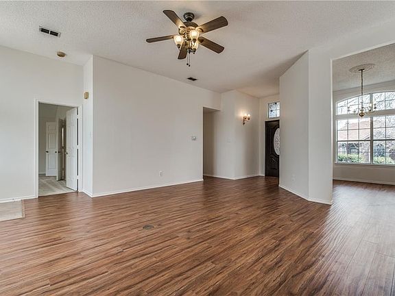 4th image of 3406 Los Alamos Ln