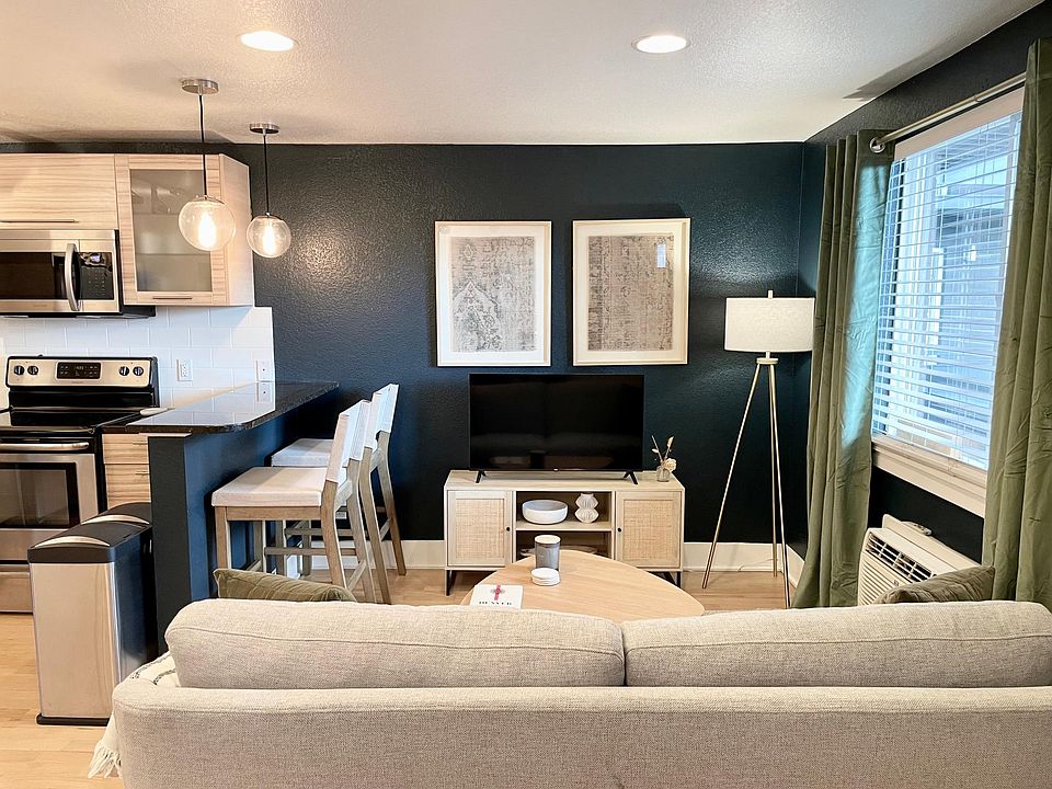 Light, bright and modern living area
