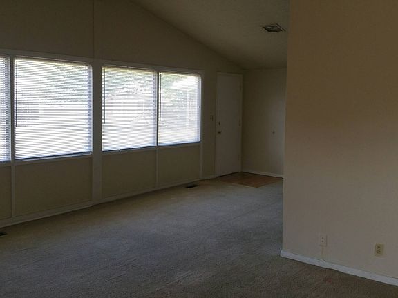 2nd image of 161 Florida Ave