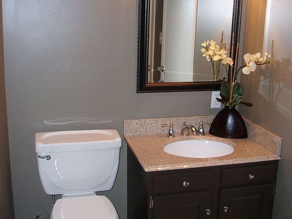 Main bath, granite vanity top with under mount sink