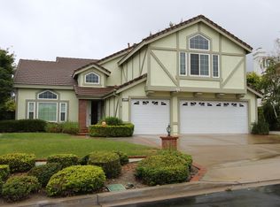 2349 Meadowglen St, Upland, CA 91784