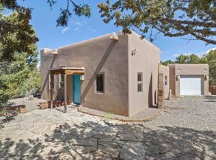 1207 Calle Luna, Santa Fe, NM 87501