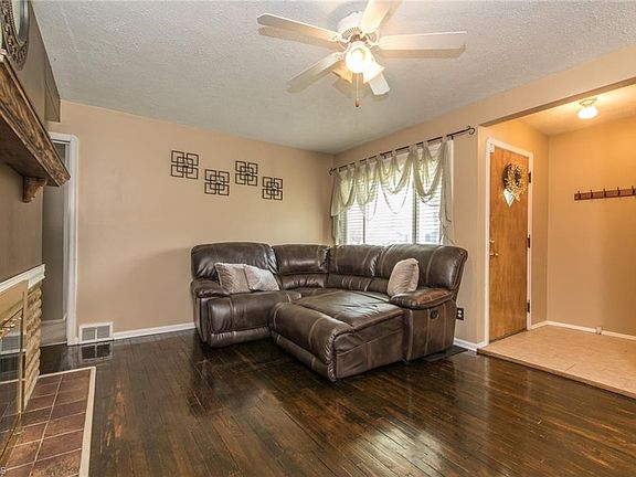 5th image of 6722 Solon Blvd