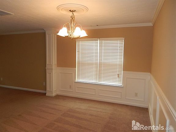 2nd image of 2289 Park Estates Dr