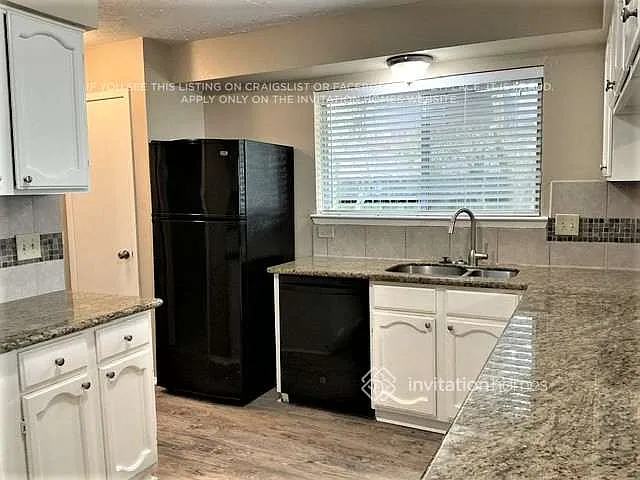2818 Mayflower Landing Ct — Photo 7