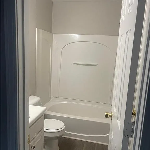 1736 Devon Dr SW — Photo 30