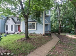 31 Berkeley Ct, Sterling, VA 20165