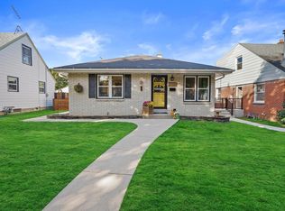 3709 N 100th St, Milwaukee, WI 53222