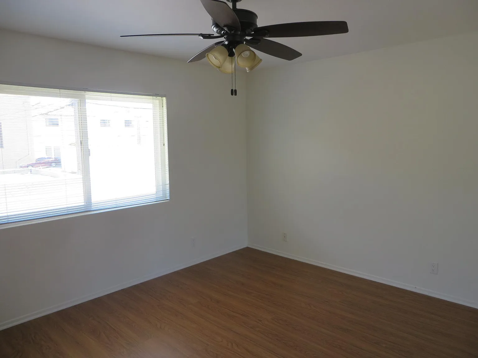 901 Belmont Ave — Photo 4