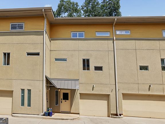 2nd image of 100 Moreland Ave #J