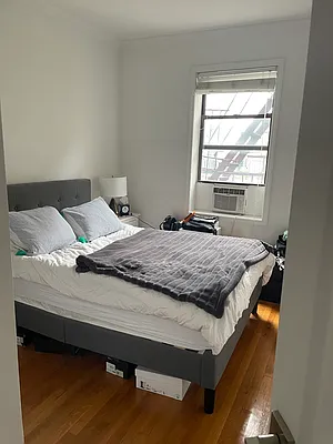 Rented by Bond New York | media 19