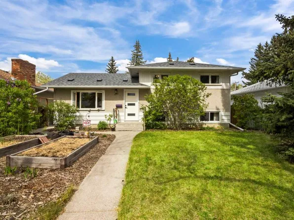 2716 SW Brecken Rd NW, Calgary, AB T2L 1H3