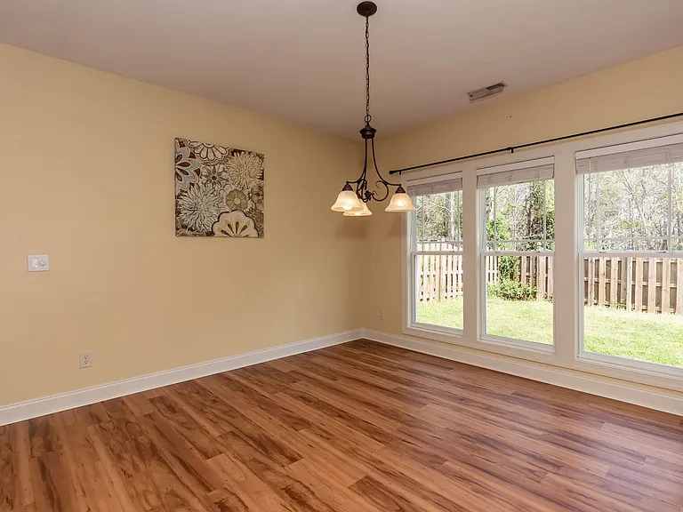 913 Steelhorse Dr — Photo 17