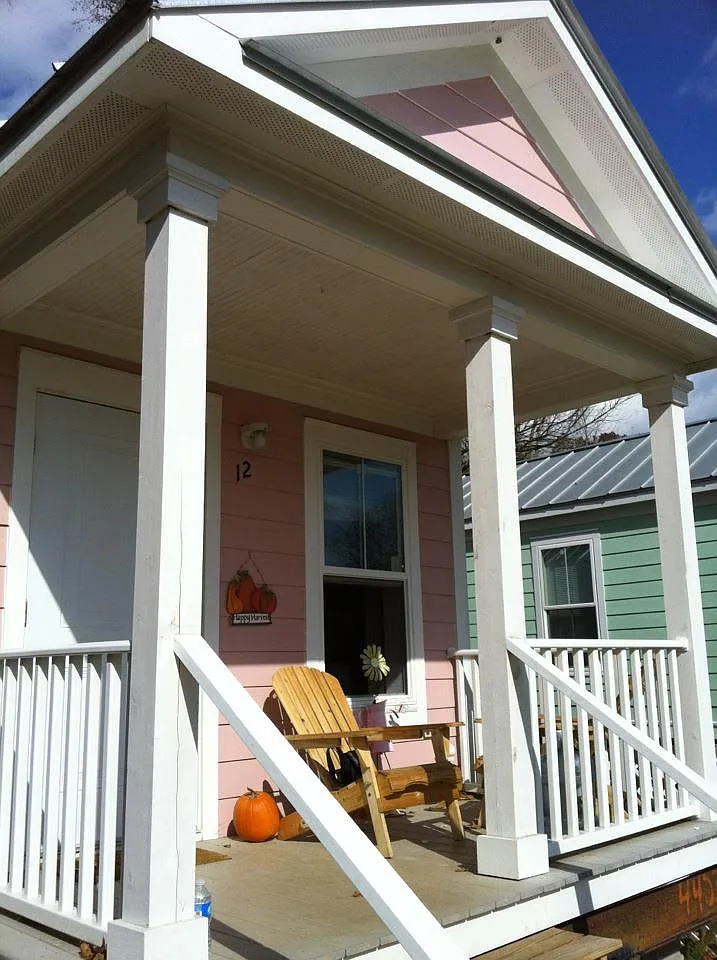 Cottage Grove - 33-1 — Photo 2