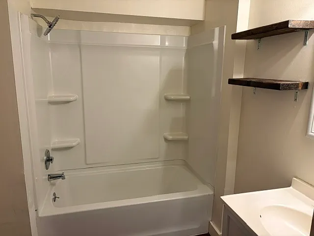 478 Middle St #1 — Photo 12