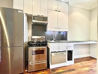 Rented by Century 21 Premier 