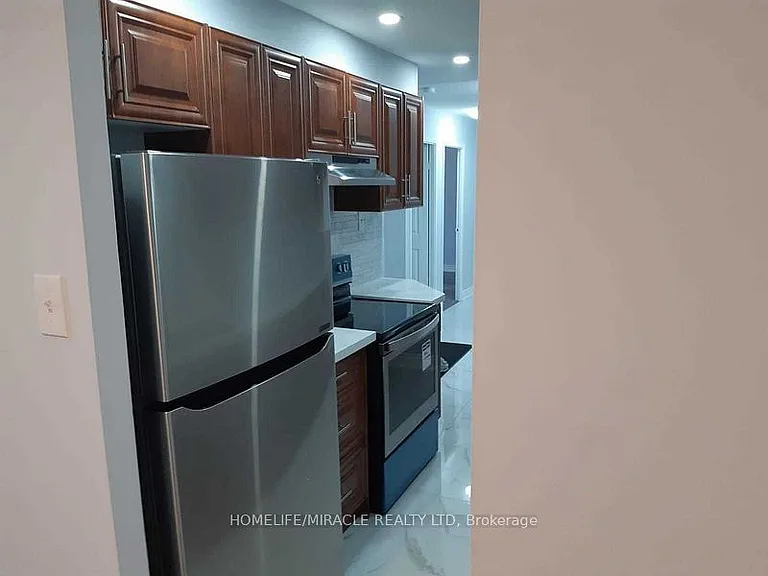 2645 Kipling Ave #108 — Photo 2