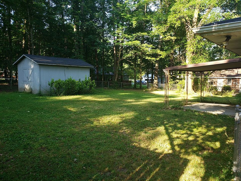 2nd image of 1014 Colorado Dr