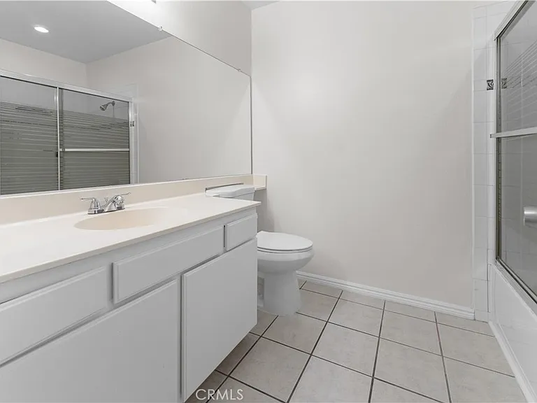 1232 Kings Rd — Photo 8