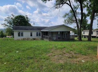 110 3rd St, Stump Creek, PA 15863
