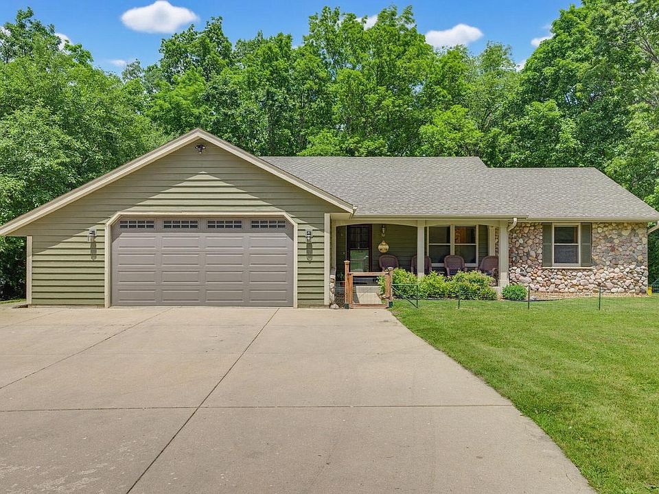 1st image of W276S4440 Elk Valley COURT