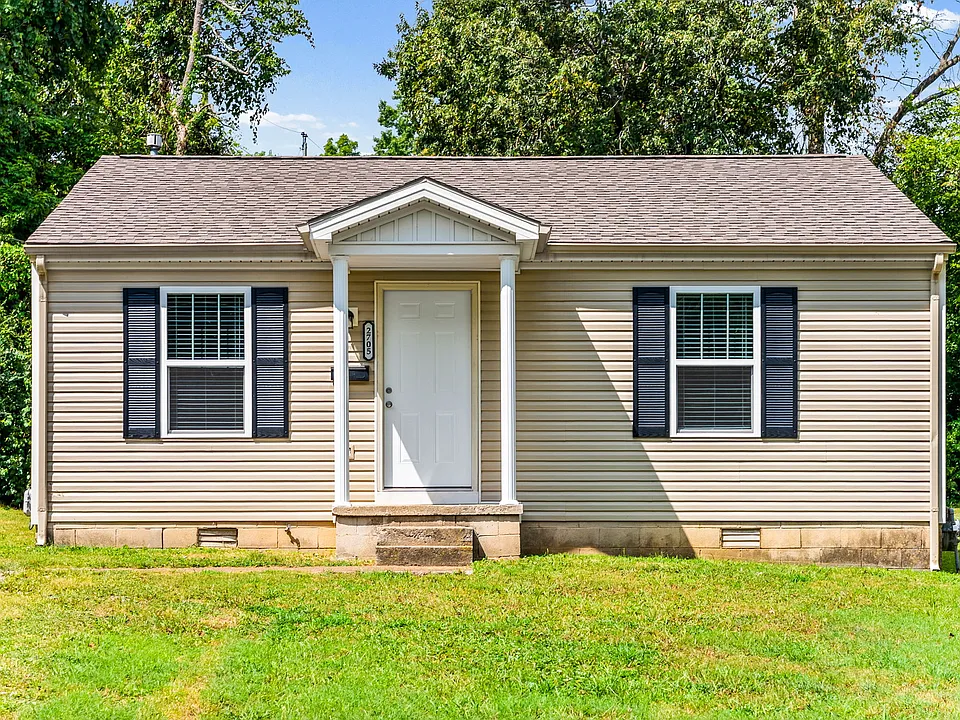 2705 Jennette Cir