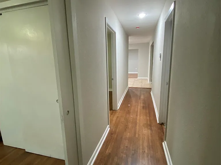 1105 Alice St — Photo 7