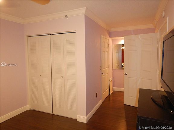 4th image of 2600 S University Dr APT 204