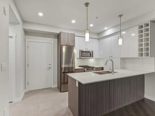 23200 Gilley Rd #104, Richmond, BC V6V 2L6