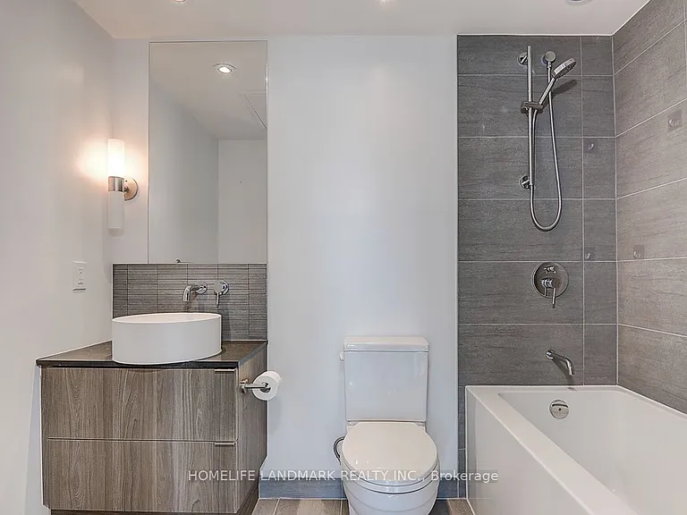 161 Roehampton Ave #2811 — Photo 15
