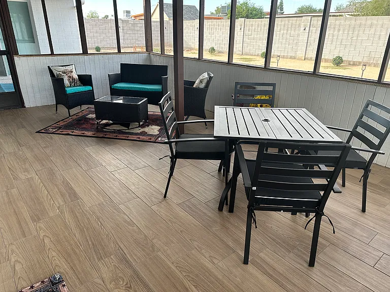 1814 W Kerry Ln — Photo 34
